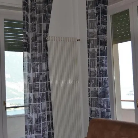 Casa vacanze Amazing Apartment In Valbrona With Shared Pool *